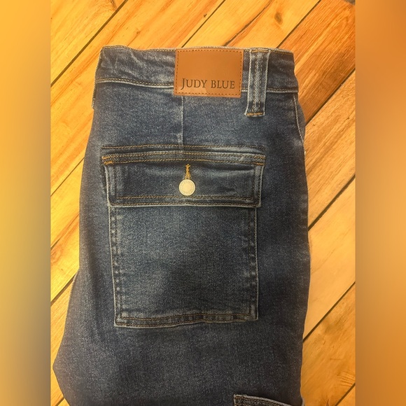 Judy Blue Cargo Wide-Leg Jeans - Picture 1 of 6